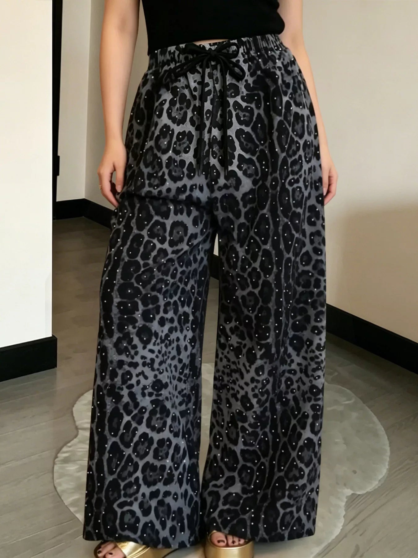 Drawstring Wide-Leg Pants - Stylish Comfort
