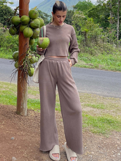 Conjunto de pantalón y top con cuello redondo en punto waffle