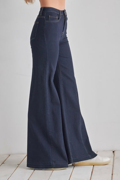 Pierna ancha, pantalones de mezclilla, jeans, western.