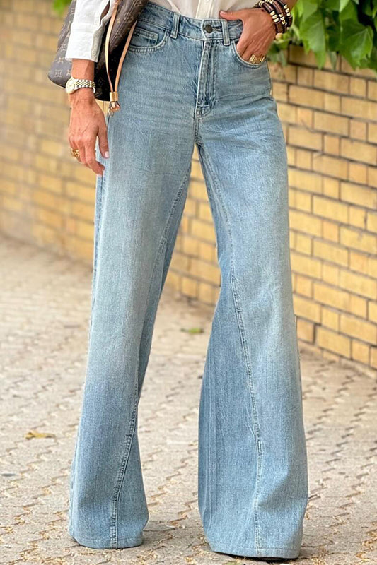 Jeans bootcut de cintura alta con bolsillos
