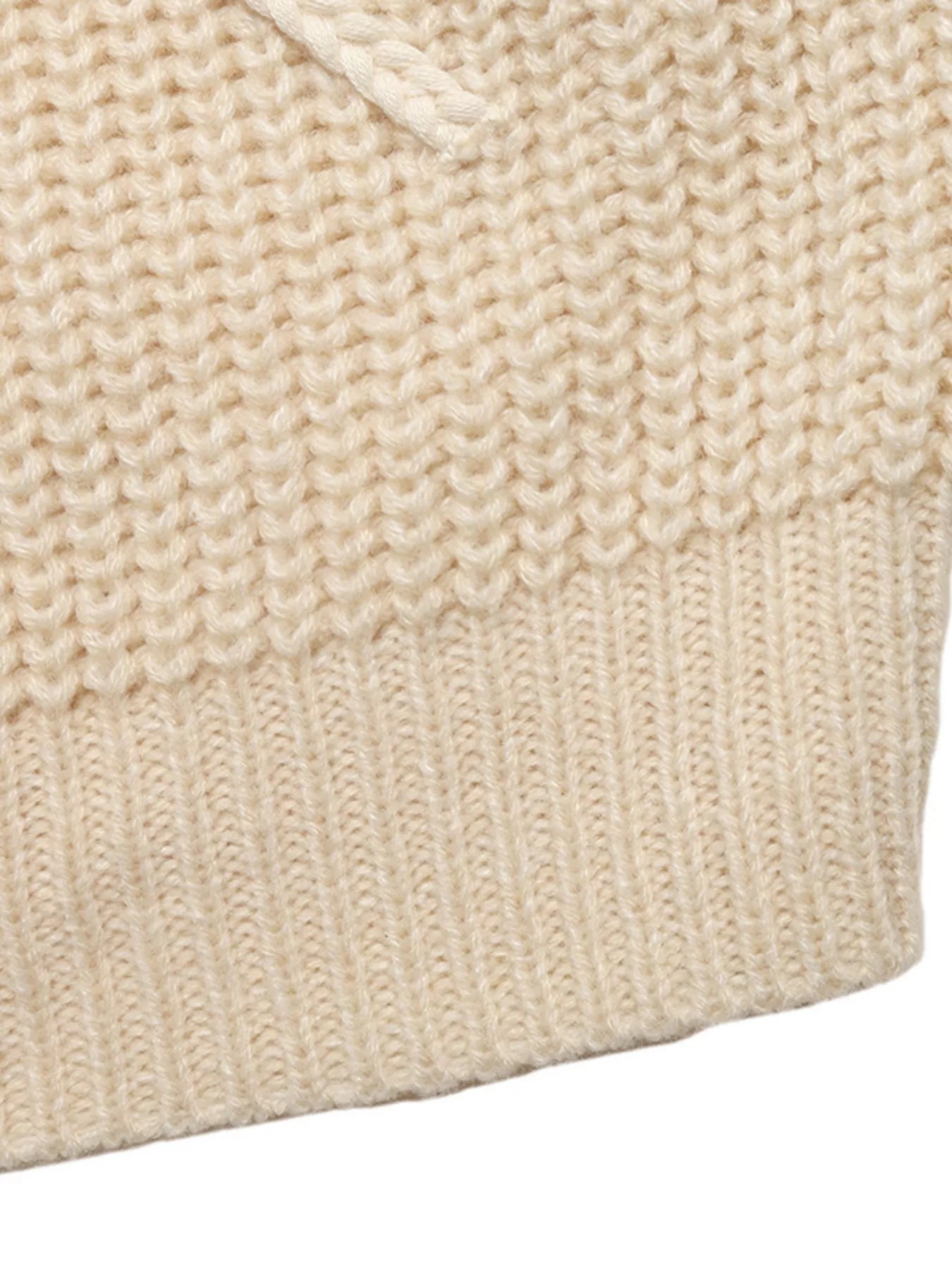 bbb237aba6014707925a64908372bd92-Max-Origin