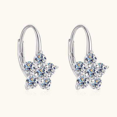 Pendientes Huggie de flor de moissanita de plata de ley 925 de 1,2 quilates