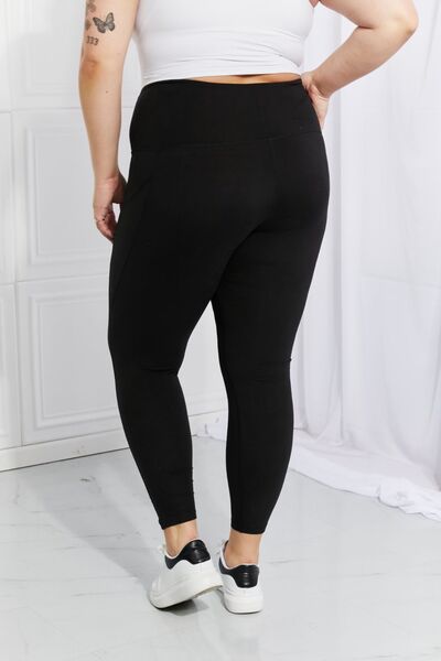 Leggings Depot Leggings activos con puntos reflectantes para fortalecer y alargar tamaño completo