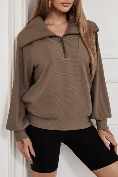 Pocketed Quarter Zip Collared Neck Sweatshirt