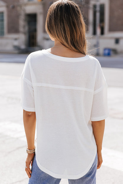 Blusa con hombros caídos y cuello en V de punto waffle